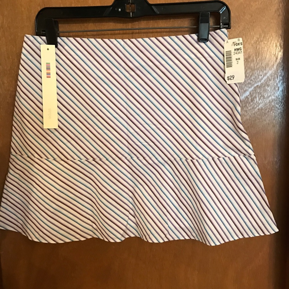 NWT Stripe Size 2